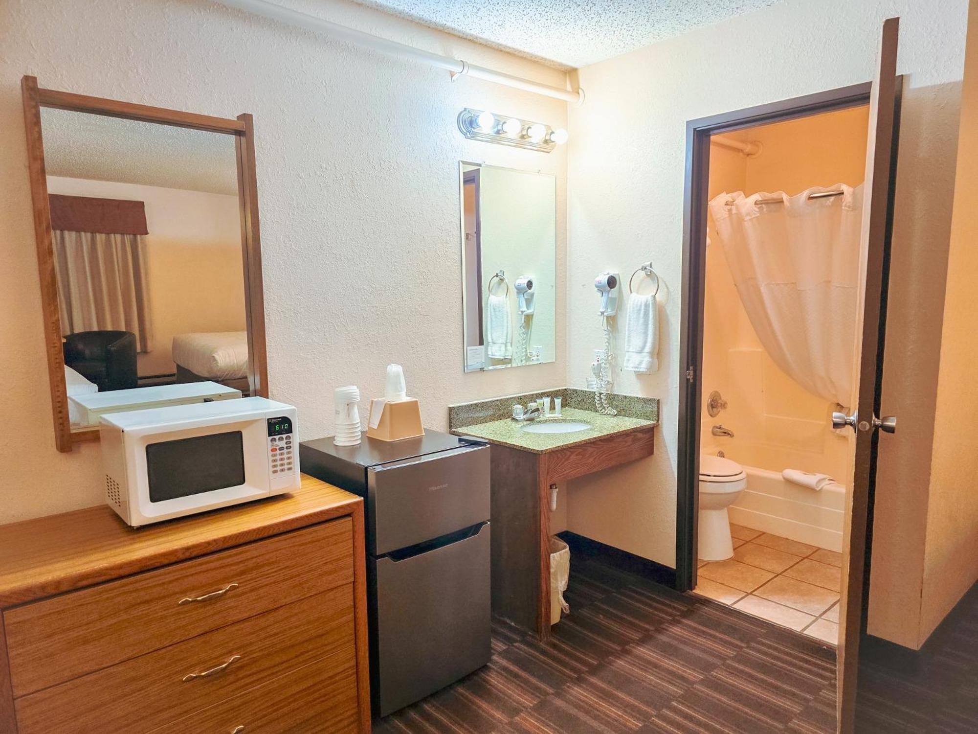 Hotel Super 8 By Wyndham Rapid City
